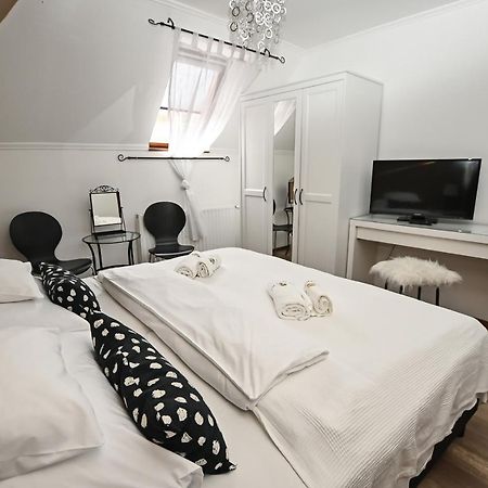 Bed and Breakfast Vasko Panzio Borpince Tokaj Esterno foto