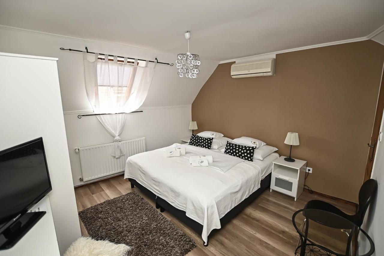 Bed and Breakfast Vasko Panzio Borpince Tokaj Esterno foto